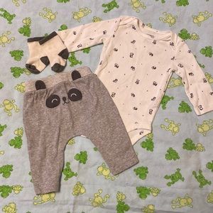 Carters Panda set